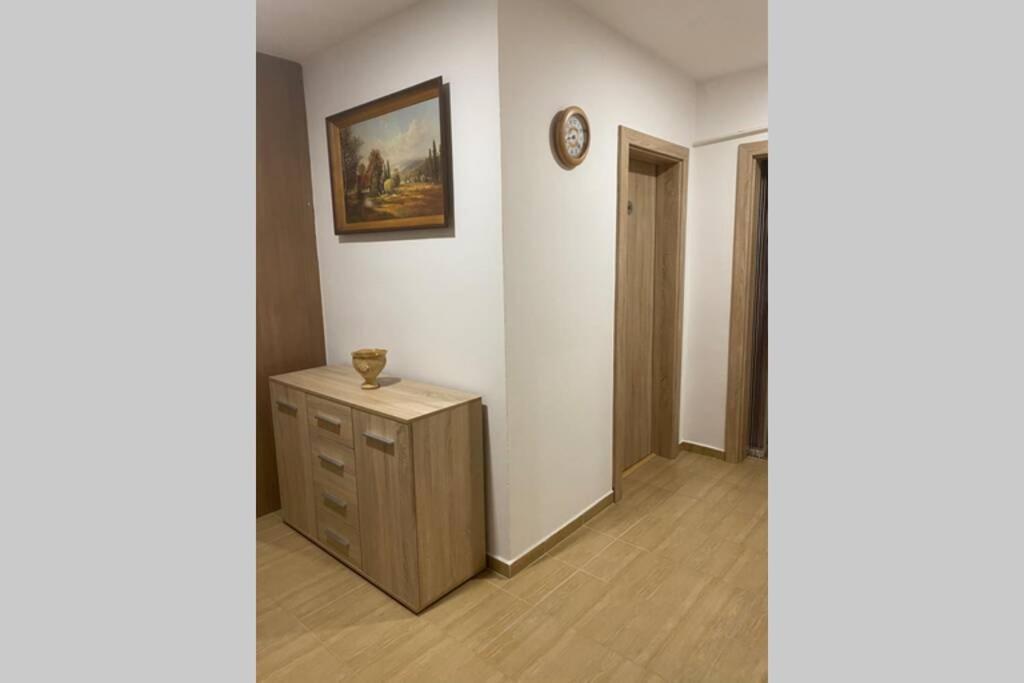 Apartman Solax, Ucnovska 8, Kosice Saca Eksteriør billede